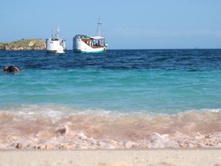 5 Destinasi di Flores yang Bikin Kamu Malas Ngantor