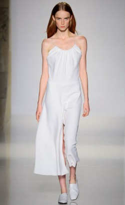 Victoria Beckham Dikritik Karena Pakai Model yang Terlalu Kurus di NYFW