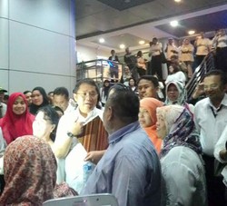 PNS Kominfo Mau Surati Jokowi Soal Tunjangan Jastel