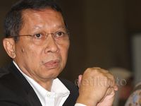 RJ Lino Raker dengan Panja Komisi VI