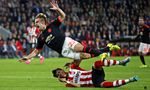 PSV Taklukkan MU 2-1