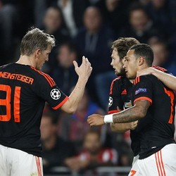 Scholes: MU Seharusnya Pertahankan Satu Striker