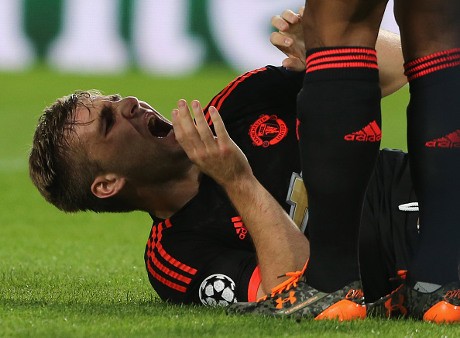Luke Shaw Patah Kaki, Segera Jalani Operasi