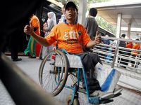 Kaum Disabilitas Geruduk Kantor Kemenhub