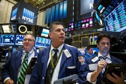 Wall Street Ditutup Positif Jelang Keputusan The Fed
