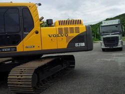 17 Pengemudi Adu Irit Nyopir Truk di Thailand, 2 dari Indonesia