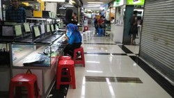 PC Dimangsa Ponsel, Mangga Dua Takkan Jadi Roxy