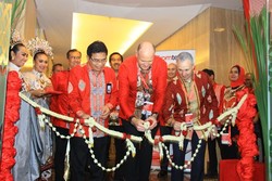 TelkomTelstra Makin Agresif