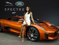 Demi Mobil James Bond, Aktris Holywood Ini Rela Geser Jadwal Acara