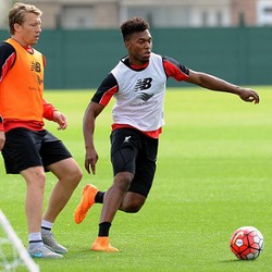 Rodgers Nantikan Momen Sturridge Kembali Beraksi