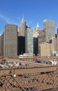 Menyusuri Brooklyn Bridge, Melelahkan Tapi Bisa Lihat Pemandangan Indah