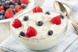 Turunkan Tekanan Darah dan Kontrol Berat Badan dengan Konsumsi Yogurt (1)