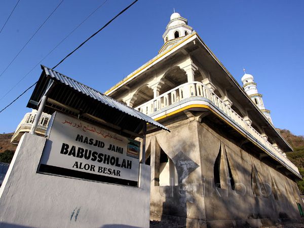 Berkunjung ke Salah Satu Masjid Tertua di Alor