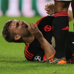 Van Gaal: Demi Luke Shaw, MU Wajib Kalahkan Soton