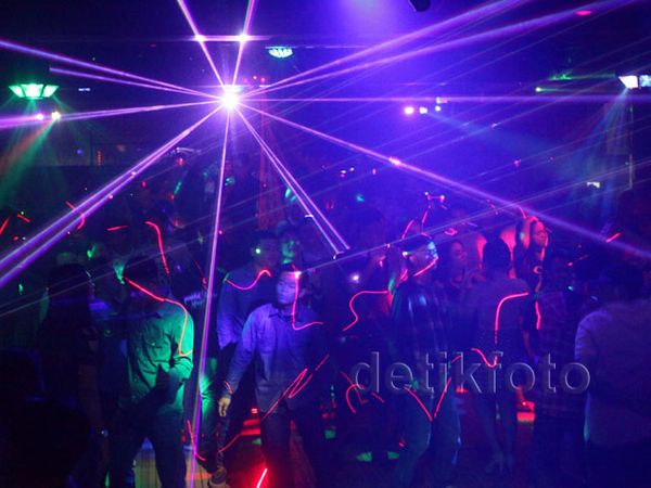 Beginilah Pesta Clubbing Para ABG