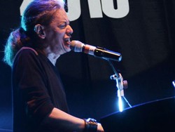 Fariz RM Tampil Memukau di Makassar Jazz Festival