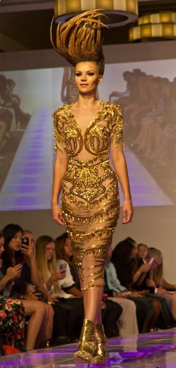 Desainer Surabaya Raih Penghargaan di Couture Fashion Week, New York