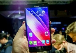 Asus Rilis Zenfone 2 RAM 4 GB Versi Termurah