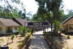 Di Garut Juga Ada Kampung Pulo, Ini Penampakannya