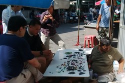 Thailand Juga Demam Batu Akik