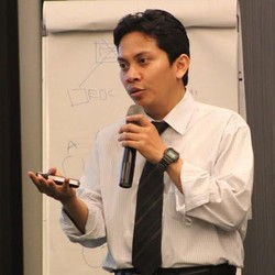 Mengkaji Ulang Satpam Internet Banking