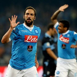 Napoli Gilas Lazio 5-0