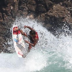 Untuk Kali Keempat Pulau Merah Gelar Kompetisi Selancar Internasional