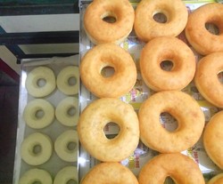 Donat Rumahan Juga Tak Kalah Enak dengan Buatan Bakery