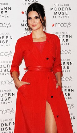 Kendall Masih Panggil Caitlyn Jenner dengan Sebutan Ayah