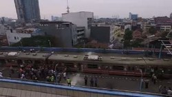 Dua KRL Berbenturan di Stasiun Juanda, Ini Videonya dari Udara