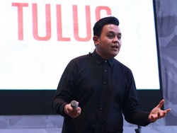 Menang AMI 2015, Tulus Nggak Bisa Main-main Lagi