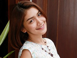 Melody Prima Jadi Pemburu Hantu