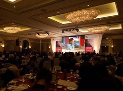 Tahir, Anak Juragan Becak yang Jadi Orang Terkaya RI