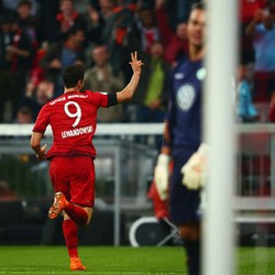 Lewandowski 5-1 Wolfsburg