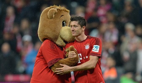 Lewandowski Disebut Bisa Saja Bikin 7 Gol