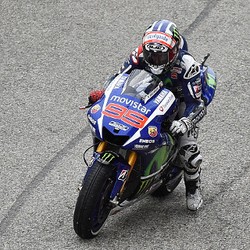 Tertinggal 23 Poin dari Rossi, Lorenzo Belum Menyerah