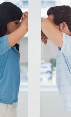 Tidak Bisa Move On Walau Mantan Kekasih Sudah Punya yang Baru