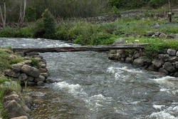 Sungai di Papua Ini Dipercaya Bisa Sembuhkan Penyakit