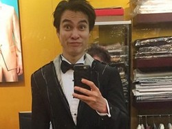 Fitting Jas, Benarkah Baim Wong Akan Menikah?