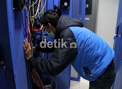 Keluhan Pengusaha Soal Perizinan, Penangkal Petir Pun Harus Pakai Izin