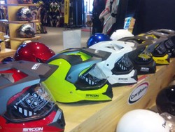 Helm Premium Cargloss Diklaim Anti Peluru