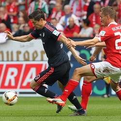 Lewandowski Dua Gol, Bayern Menang 3-0
