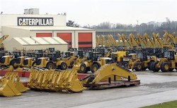 Produsen Raksasa Alat Berat Tambang PHK 10.000 Karyawan