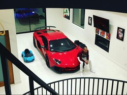 Lamborghini Aventador SV Jadi Mainan Baru Chris Brown