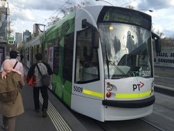 Serunya Keliling Melbourne Pakai Trem