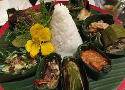 The Puhu Restaurant & Lounge: Sentuhan Aromatik pada Nasi Bali dan Gravlax a la Chef CK