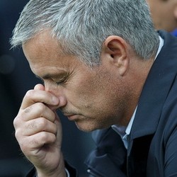 Performa Chelsea Buat Mourinho Khawatir