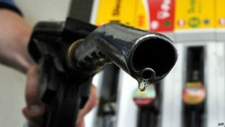 Pembeli Mobil Ditipu dalam Uji Irit Bahan Bakar