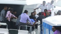 Pulang dari Ibadah Haji, Presiden Maladewa Disambut Ledakan