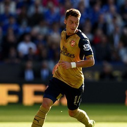 Oezil Yakin Tim-tim Inggris Bisa Tembus Semifinal Liga Champions